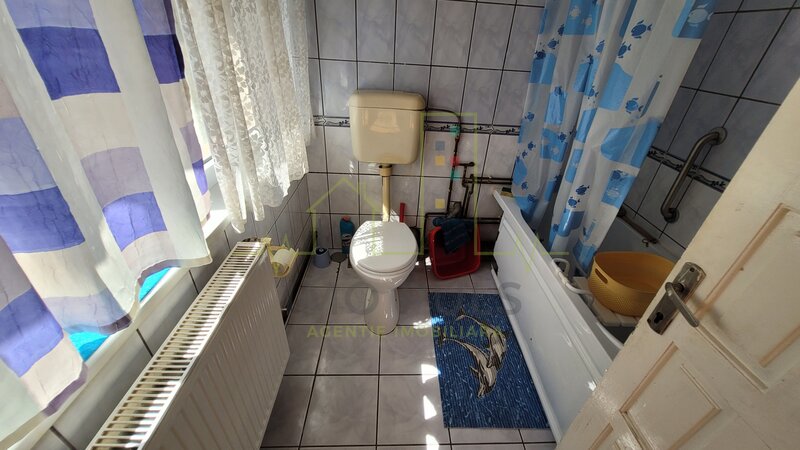 Timis  Casa individuala. Teren 2373 mp. Sacalaz
