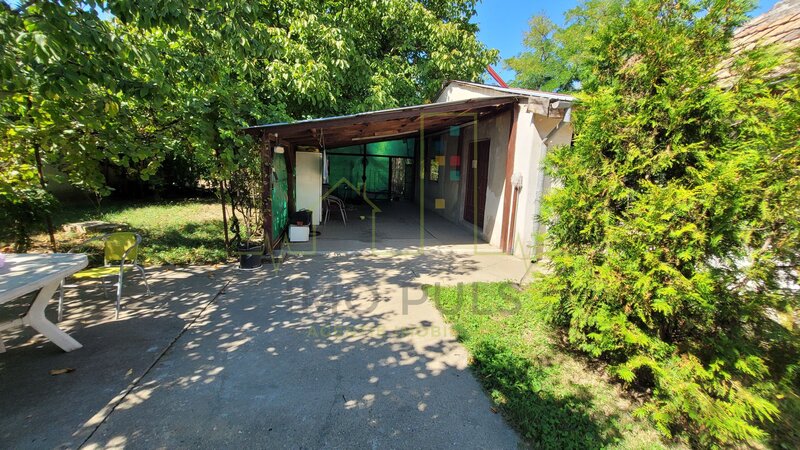 Timis  Casa individuala. Teren 2373 mp. Sacalaz